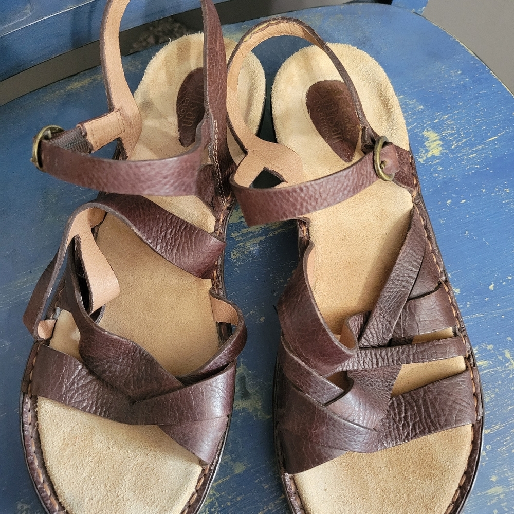 Clarks Artisan Collection Brown Strappy Slingback Sandals Leather Womens 9.5W‎ - Picture 2 of 7